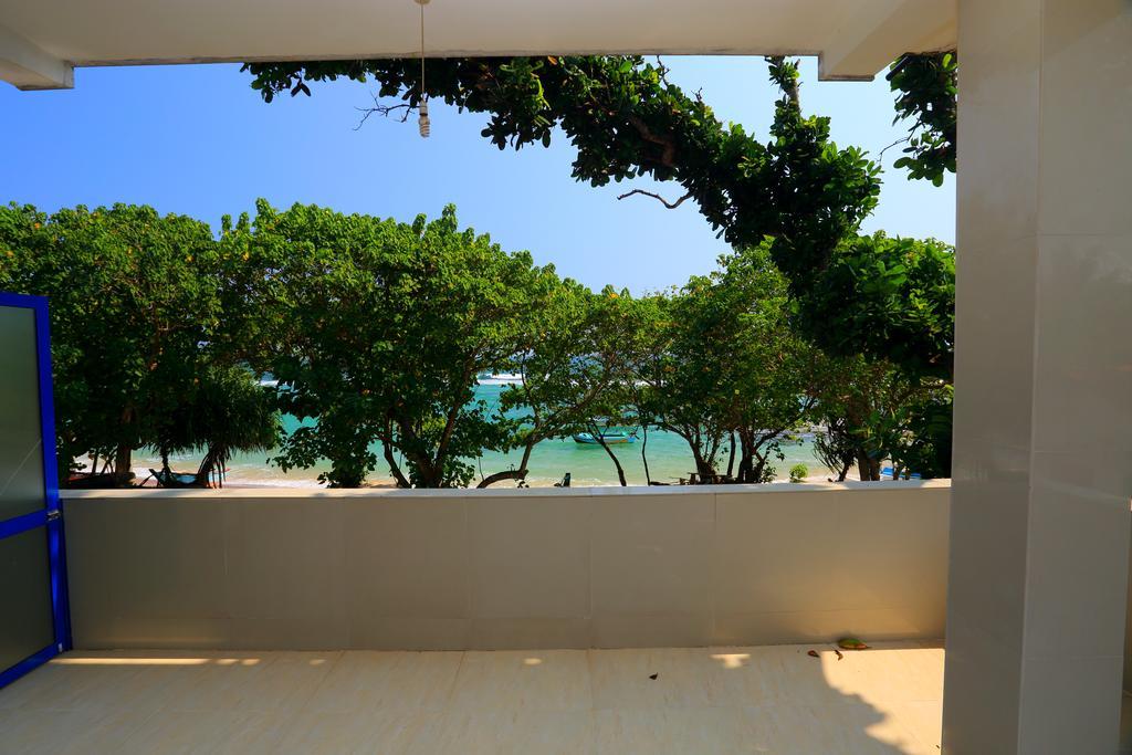 Paradise Beach Resort & Diving School Mirissa Esterno foto
