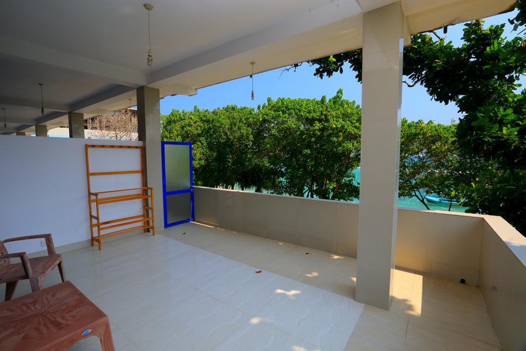 Paradise Beach Resort & Diving School Mirissa Esterno foto