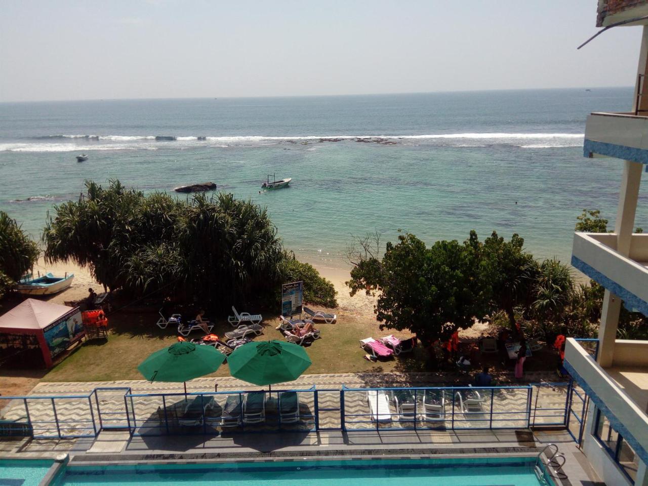 Paradise Beach Resort & Diving School Mirissa Esterno foto